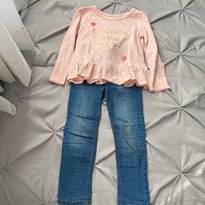 Girls size 3-4 pink sweater with jeans